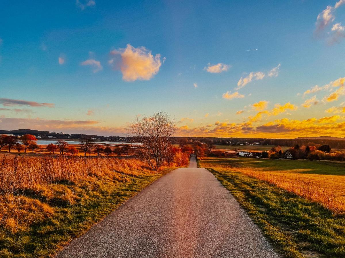 Dat Witte Hus Moritzdorf Ruegen Ferienwohnungen - Ruhige Lage Luaran gambar